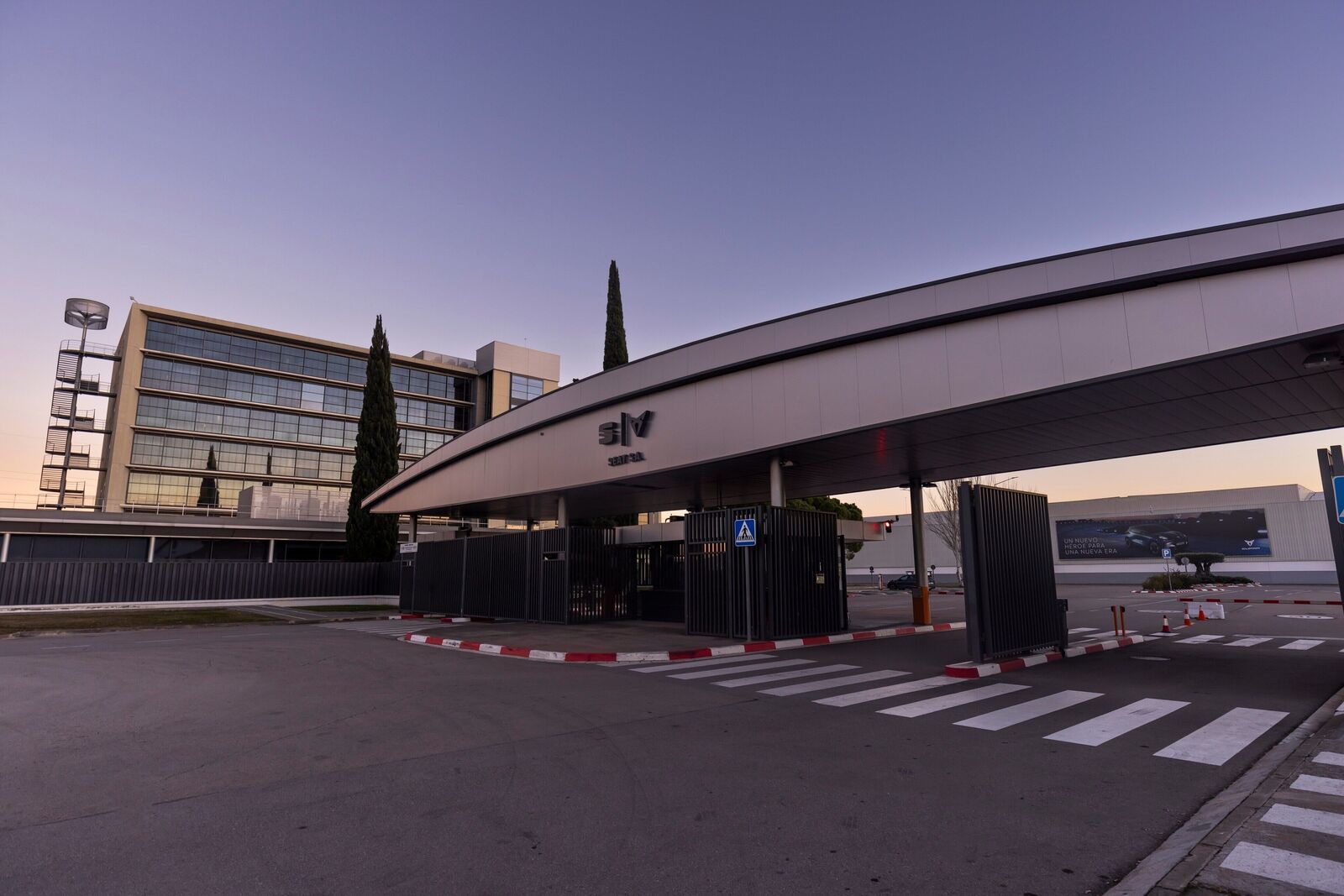 SEAT S.A. sales revenue grows 2.4% in Q1 2025 to 3.9 billion euros, driven by recent CUPRA launches