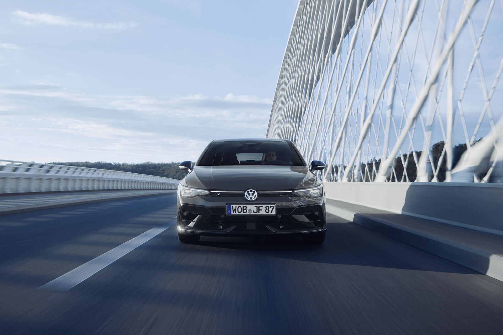 Volkswagen Golf R now in Dolphin Grey Metallic